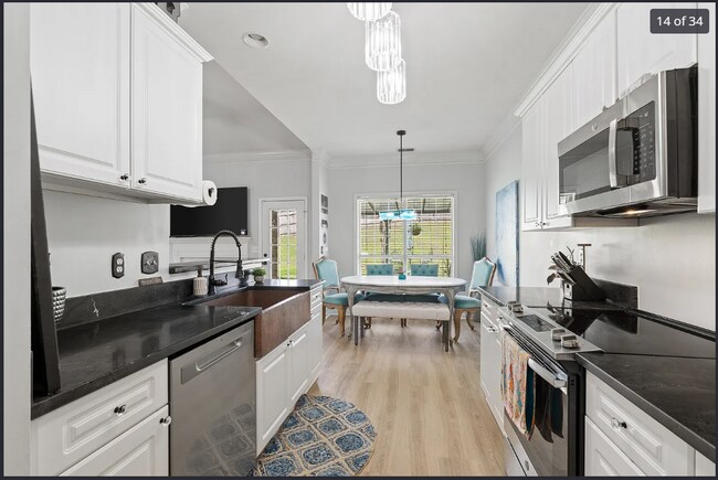 Building Photo - 3143 Enclave Ln