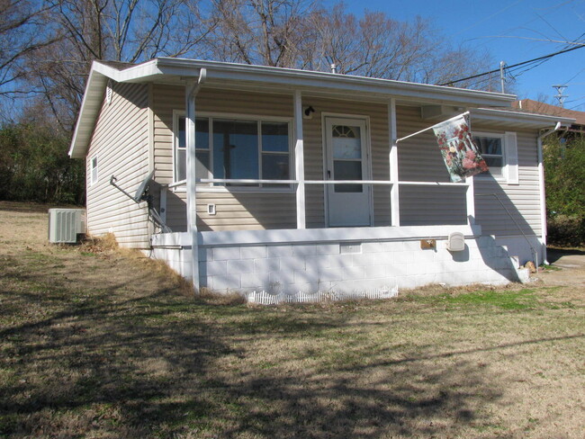 Building Photo - Single Family Home in Branson