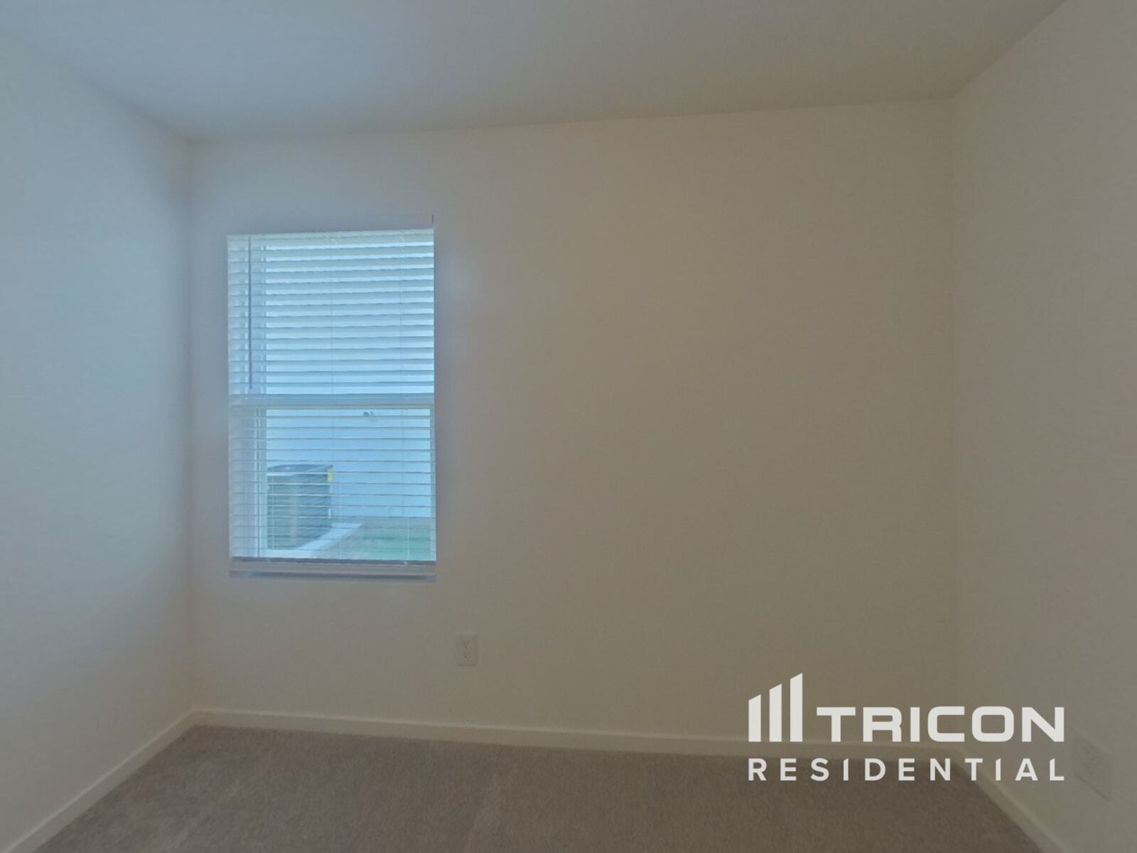 Building Photo - 10720 Cowhide Ln