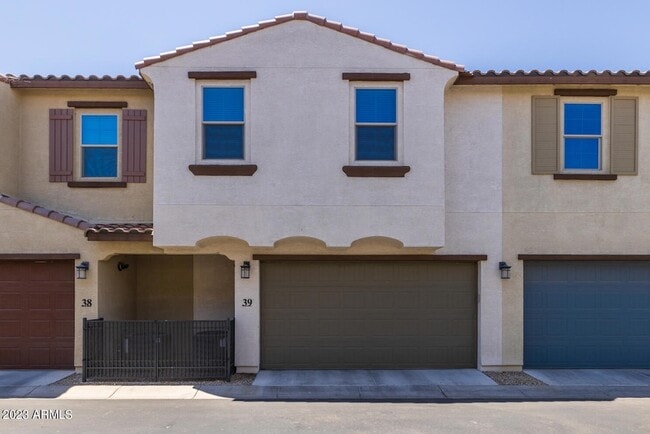 Building Photo - 3855 S McQueen Rd