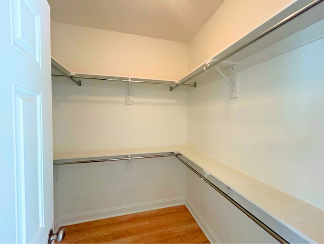 Building Photo - 1602 Hucknall Pl