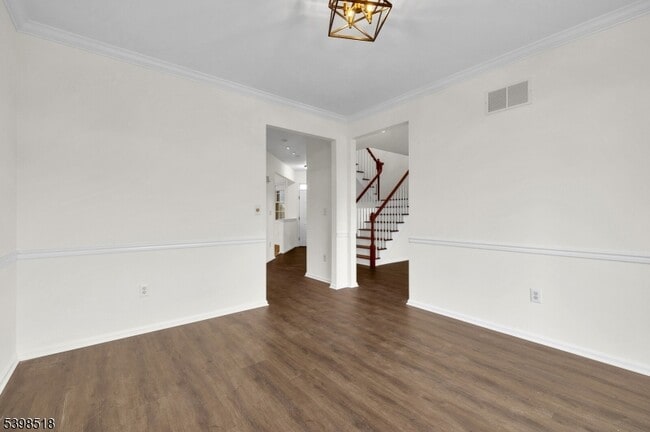 Building Photo - 28 Henning Terrace