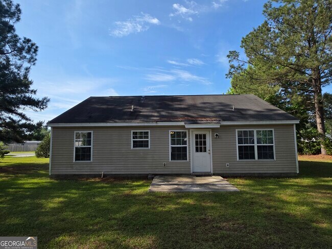 Building Photo - 101 Mossy Oak Dr