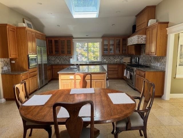 Building Photo - 102 Overhill Rd