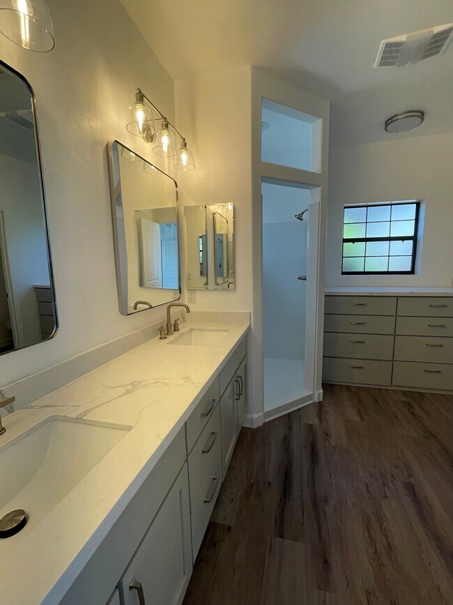 Building Photo - 3269 Orchid Way