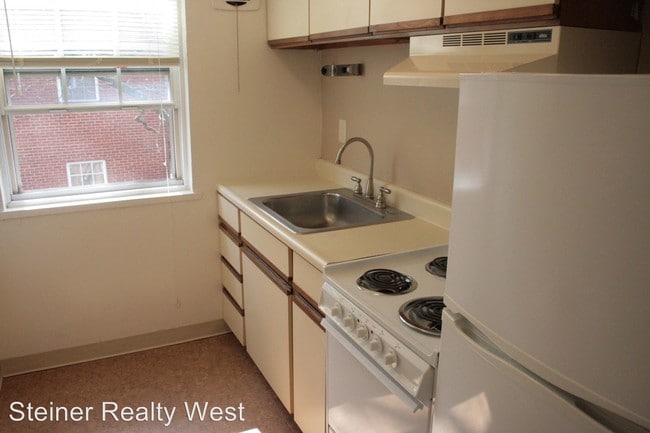 Building Photo - 828 Ohio River Blvd