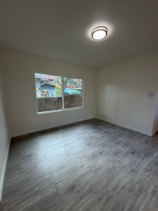 Living Room - 223 E Colorado Blvd