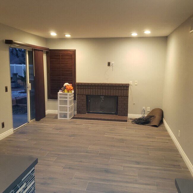 Building Photo - 13016 Mew Cir