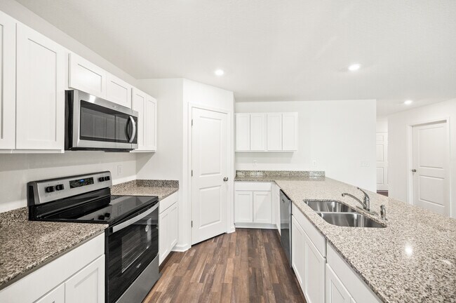 Building Photo - 21750 Sutherland Cir