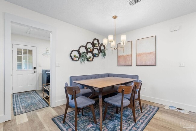 Building Photo - 5276 Springdale Dr