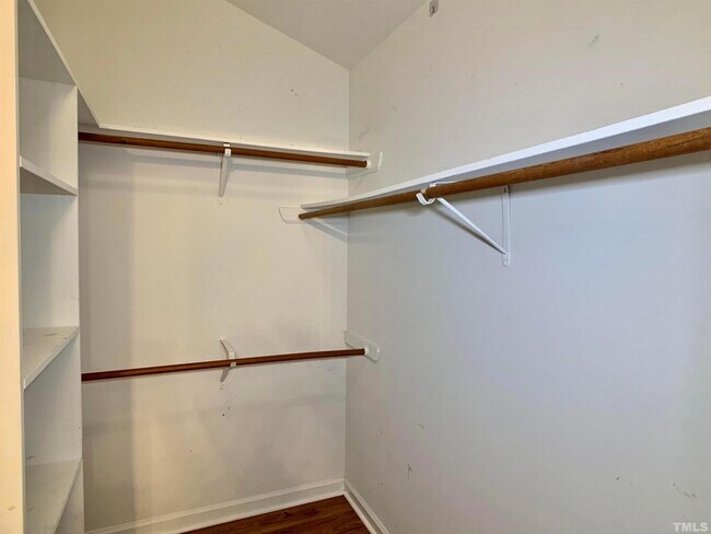 Building Photo - 516 Contessa Ct