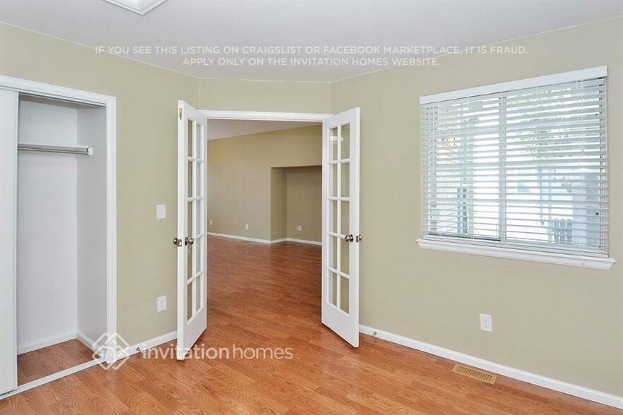 Building Photo - 12804 E Wyoming Cir