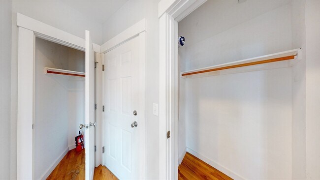 Building Photo - 432 Norfolk St