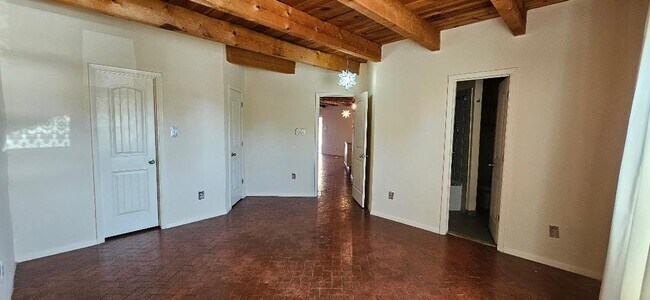 Building Photo - 3939 Rio Grande Blvd NW