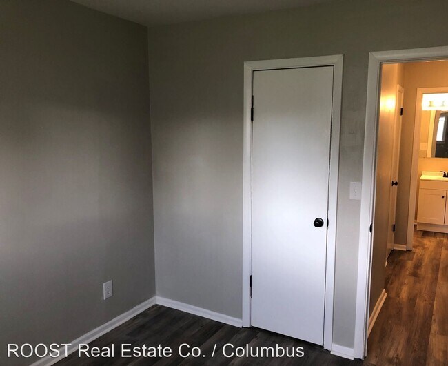 Building Photo - 3 br, 1.5 bath House - 4993 Beatrice Drive