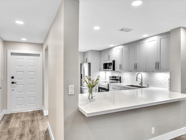 Building Photo - 1381 NW 99th Ave