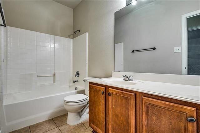 Building Photo - 811 Creekside Dr