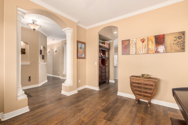 Building Photo - Beautiful 4 Bedroom Home on 1.25 ACRES in QUEEN CREEK!