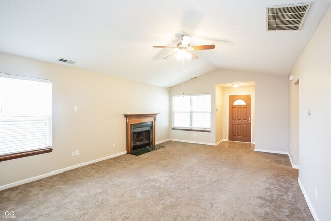 Building Photo - 2810 Braxton Dr