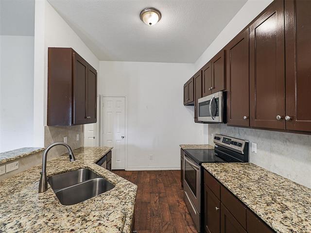 Building Photo - 3101 EastCrest Ct