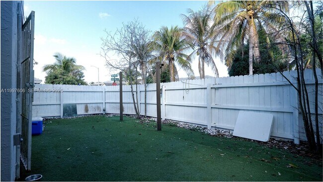 Building Photo - 18499 NW 52nd Path