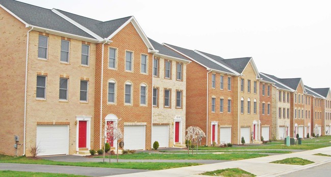 Primary Photo - Pangborn Park Townhomes