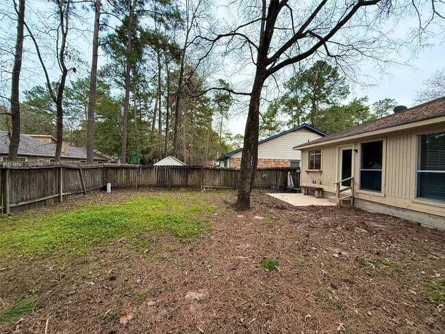 Building Photo - 6 Maywind Ct