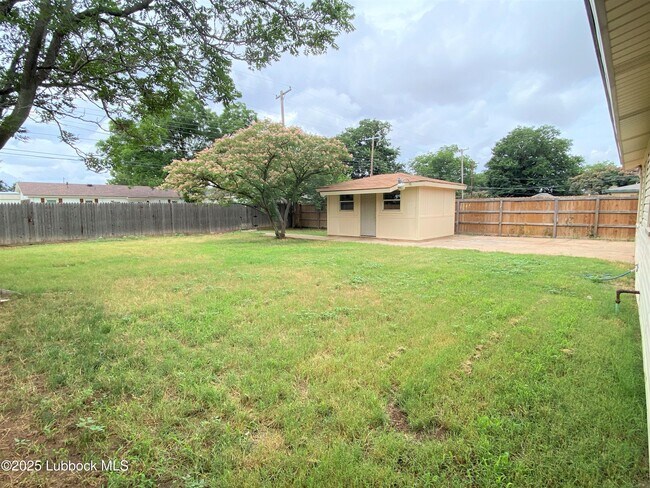 Building Photo - 5207 39th St