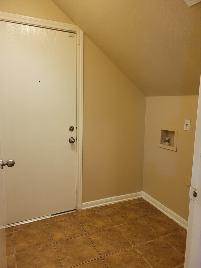 Building Photo - 13411 Forest Pines Village Ln