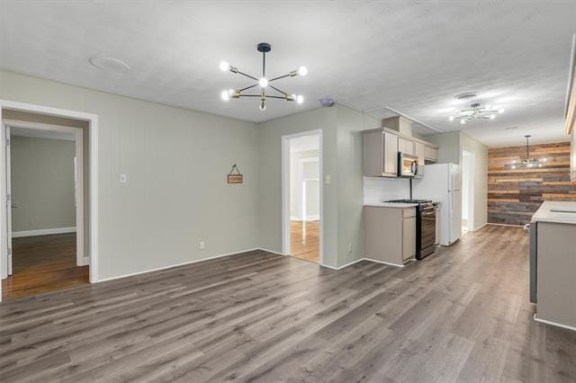 Building Photo - 406 N Bonham Dr