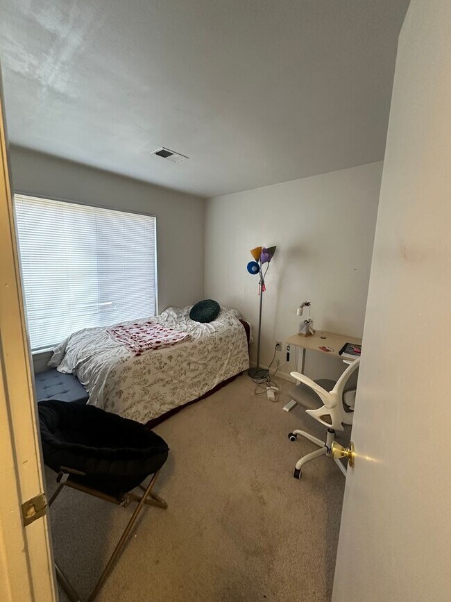 Building Photo - Available for the 2026-2027 lease term.