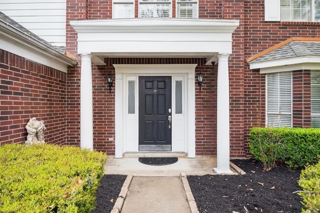 Building Photo - 9806 Gold Cup Way