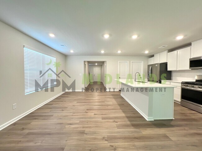 Building Photo - 142 Parkwood Ct