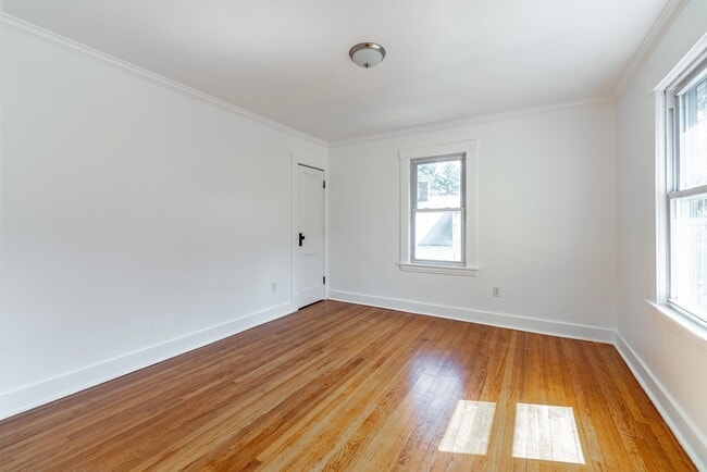 Building Photo - 120 Hillside Ave