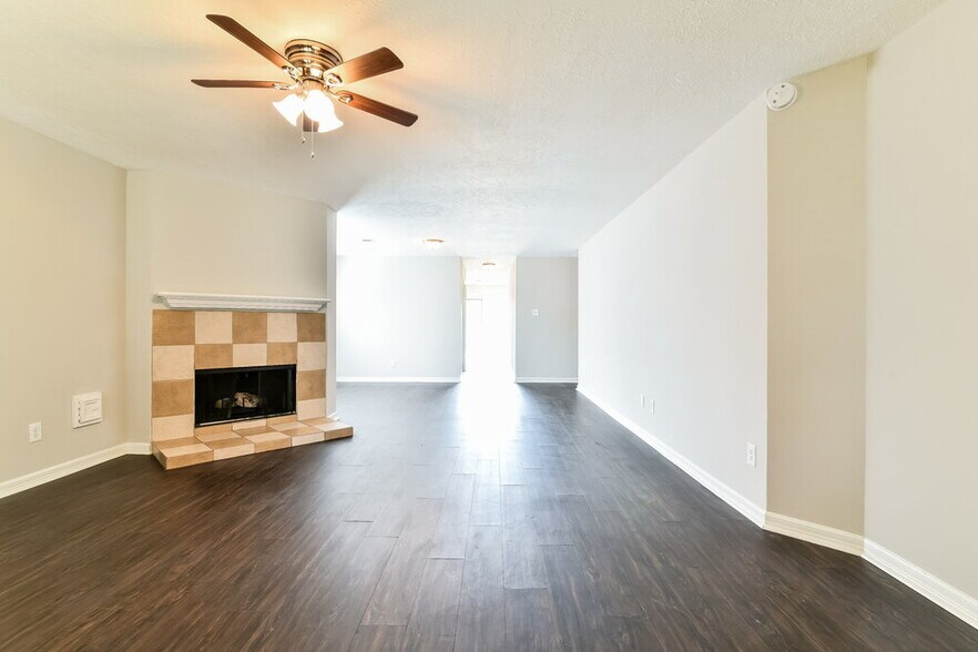 Building Photo - 16114 Purpleridge Ct