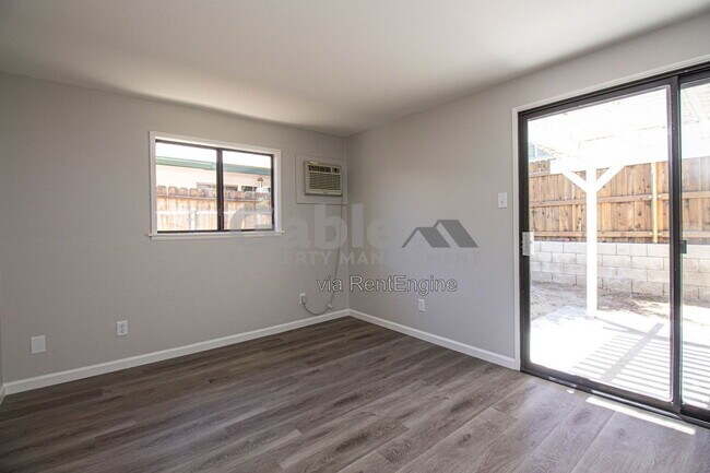 Building Photo - 23418 1/2 8th Street
