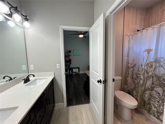 Building Photo - 1601 SW 68th Ter