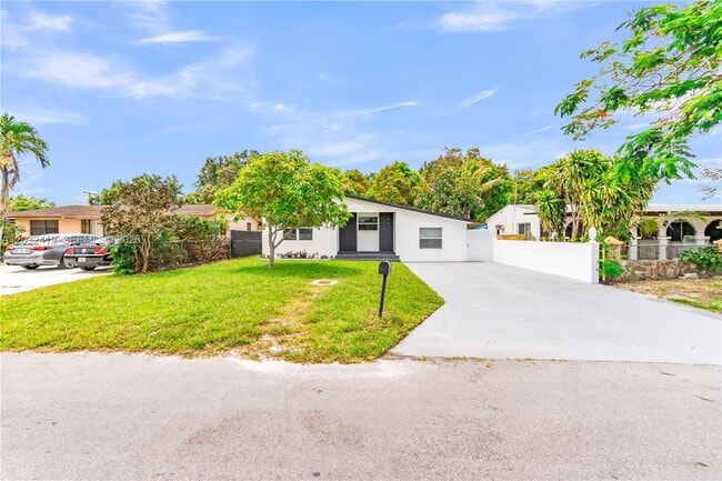 Building Photo - 2600 NW 108th St