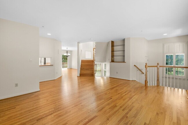 Building Photo - 3 Bed 3.5 Bath - Rockville Townhome - 2 Ca...