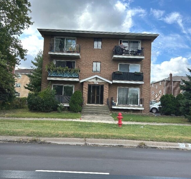 Building Photo - 8241 W 79th St