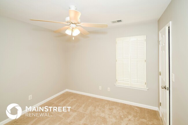 Building Photo - 104 Berryhill Dr