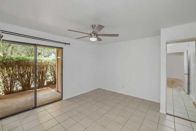 Building Photo - Charming 2-Bedroom, 2-Bath Condo in the He...