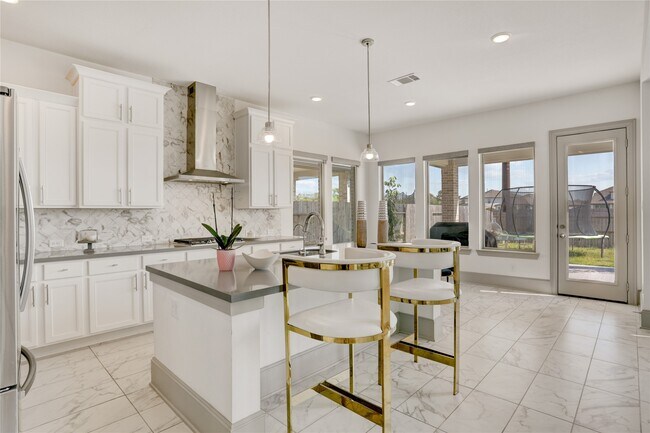 Building Photo - 1922 Pleasant Grove Dr