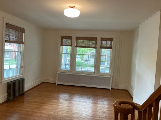 Building Photo - 229 Cocoa Ave