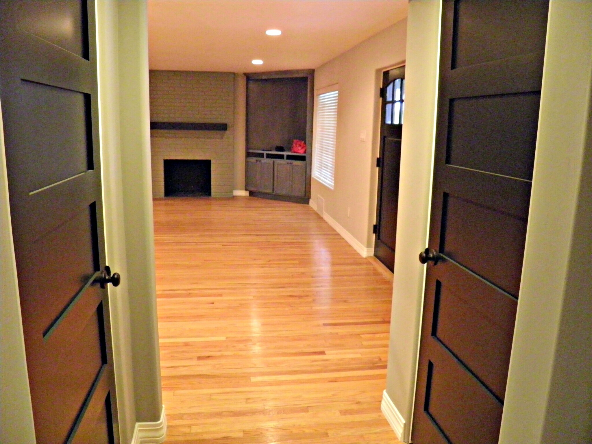 Building Photo - 512 Laguna Blvd SW