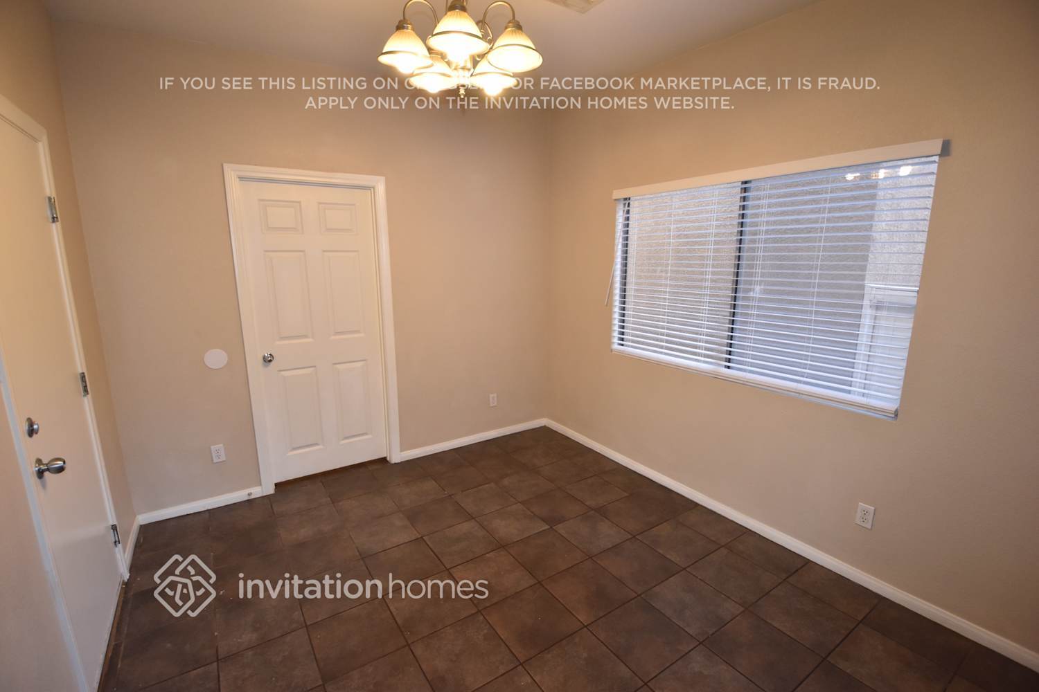 Building Photo - 2868 Canonero St