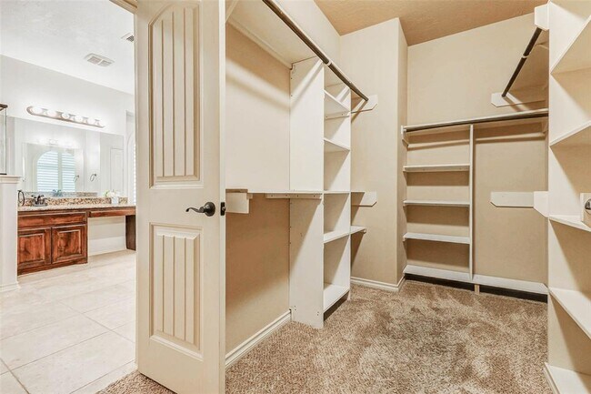 Building Photo - 20307 Cortina Valley Dr