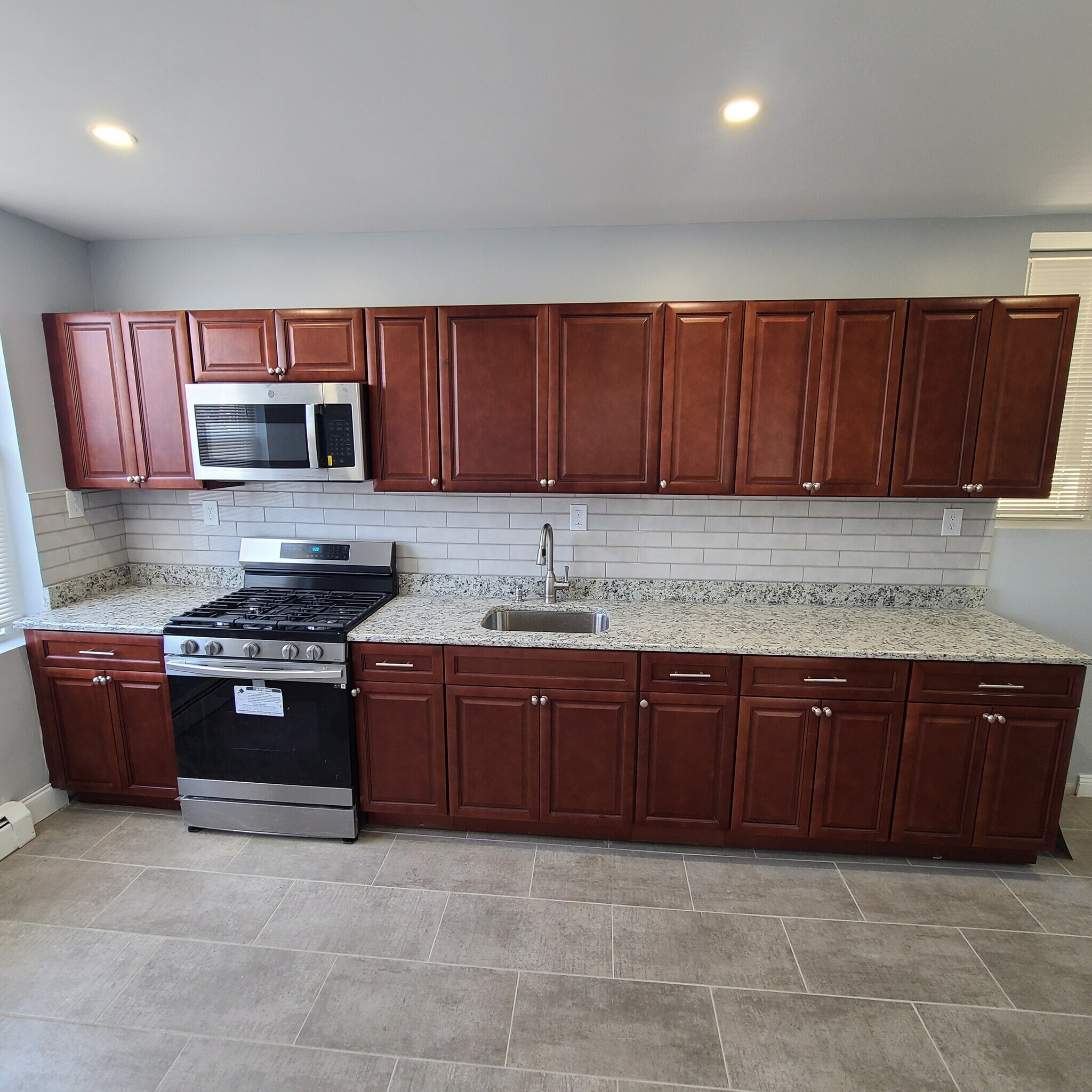 Building Photo - 6117 Monitor Plz