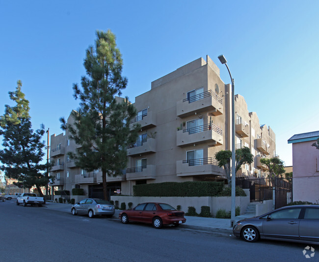 Building Photo - 19350 Saticoy St. LLC