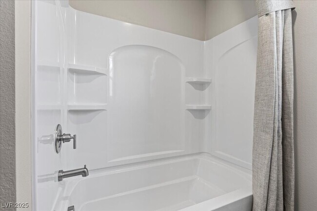 Building Photo - 4181 Nopal Serrano Ave